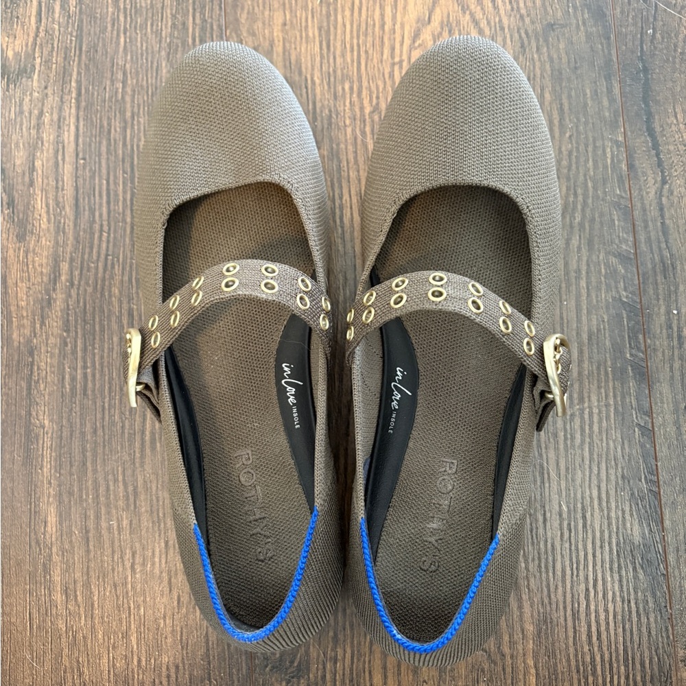 Olive 🫒 green Mary Jane ballet flats